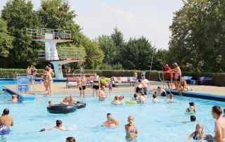 Sommerfest_Freibad_Schoeppenstedt©Max_Schrader